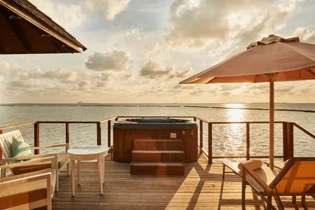 Horizon Water Villa